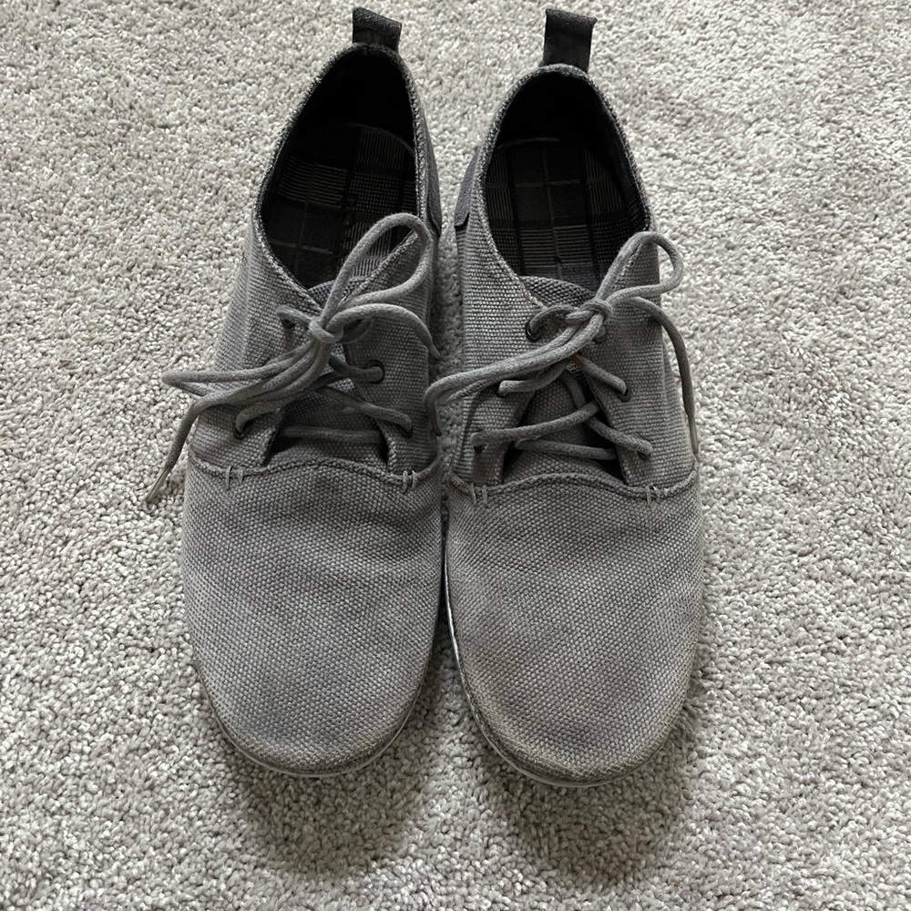 Roan Sanders Men’s GRAY Canvas Shoe